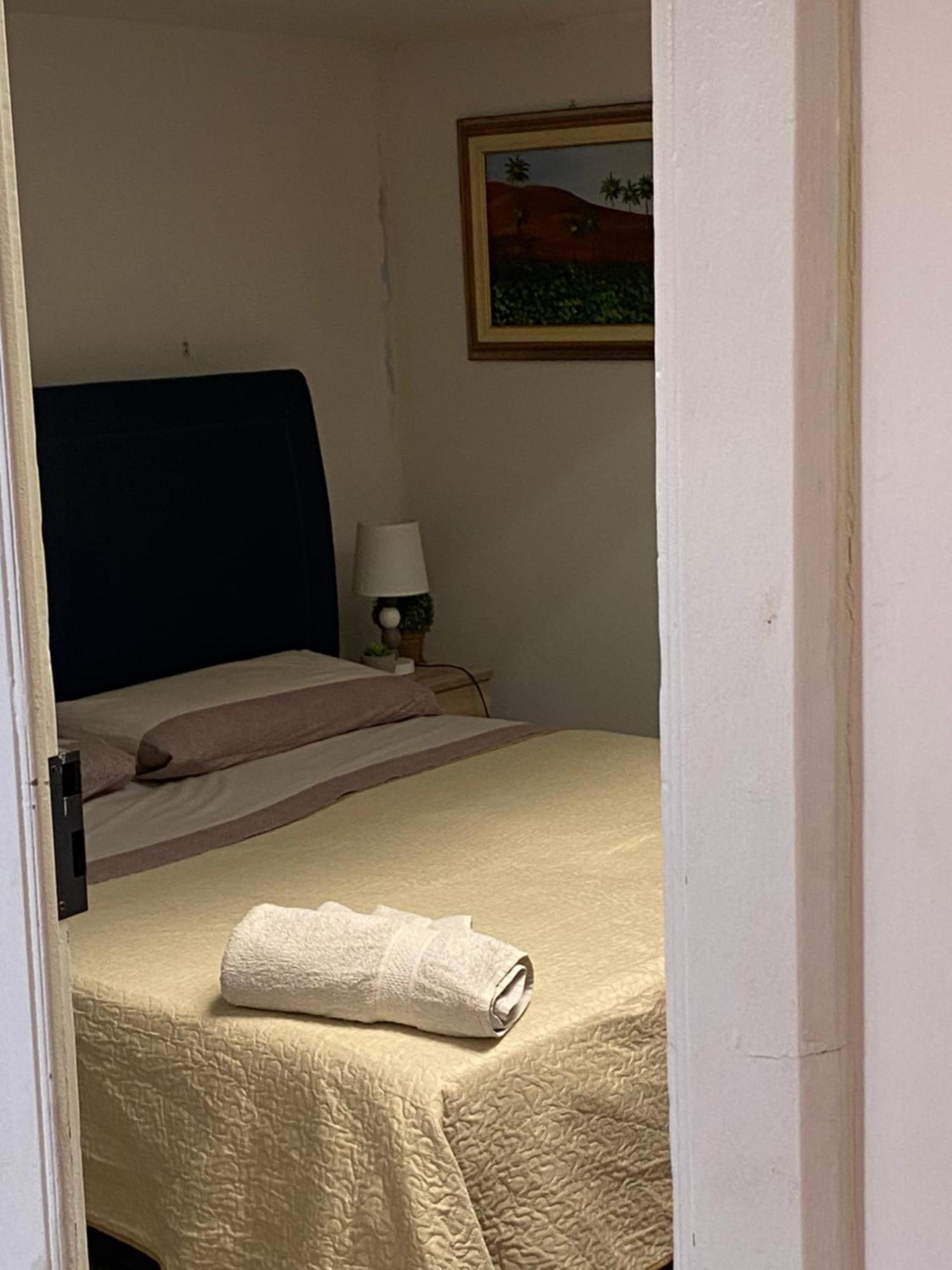B&B Con Cucina La Ninfea กัลตาจีโรเน ภายนอก รูปภาพ