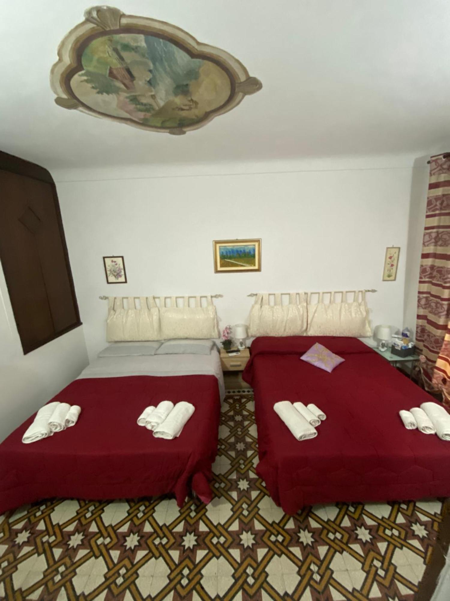 B&B Con Cucina La Ninfea กัลตาจีโรเน ภายนอก รูปภาพ