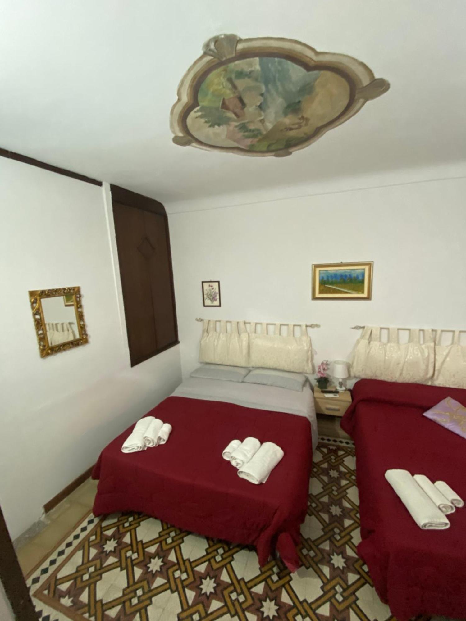 B&B Con Cucina La Ninfea กัลตาจีโรเน ภายนอก รูปภาพ
