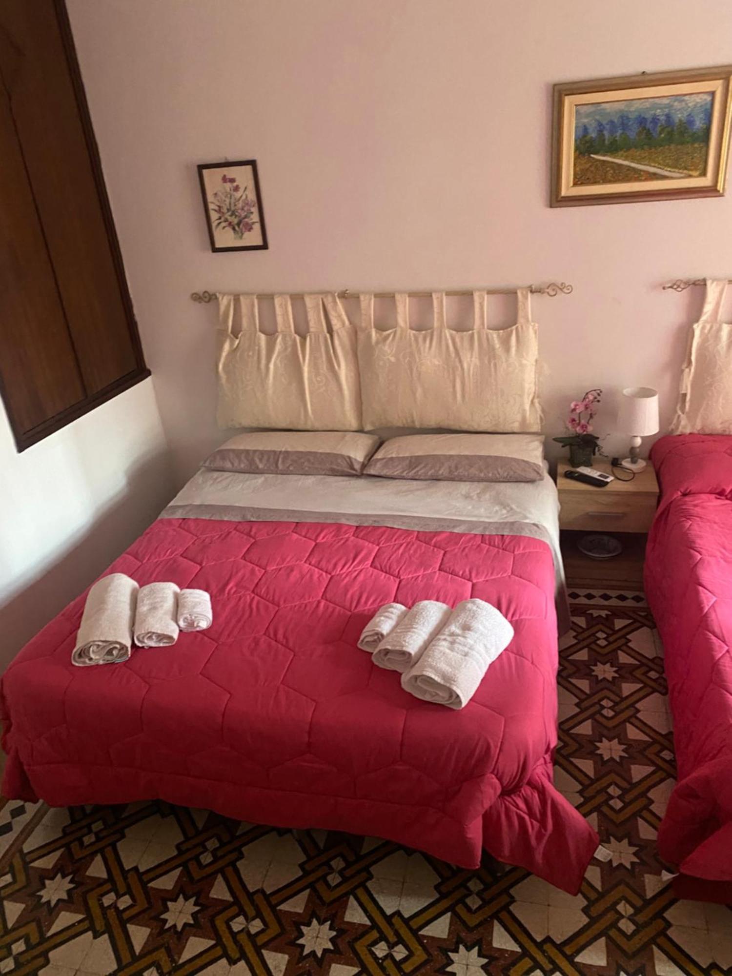 B&B Con Cucina La Ninfea กัลตาจีโรเน ภายนอก รูปภาพ
